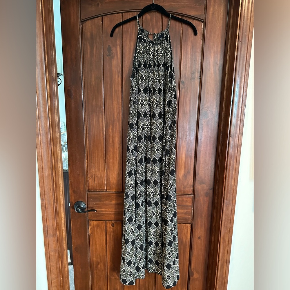 Madewell maxi dress. Black and white color, very comfortable